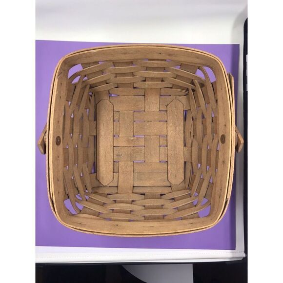 Longaberger Medium Berry Basket 1998 moving handle - Picture 5 of 5